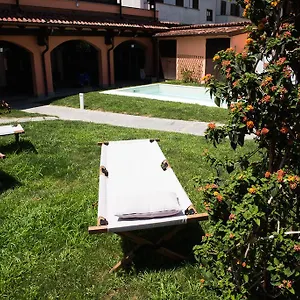 Casa Rosa Bed & Breakfast